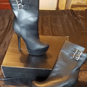 Scene Black Tezra Platform Boots with Buckles 9.5